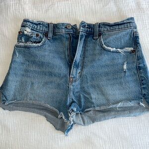 Abercrombie & Fitch High Rise Mom Shorts